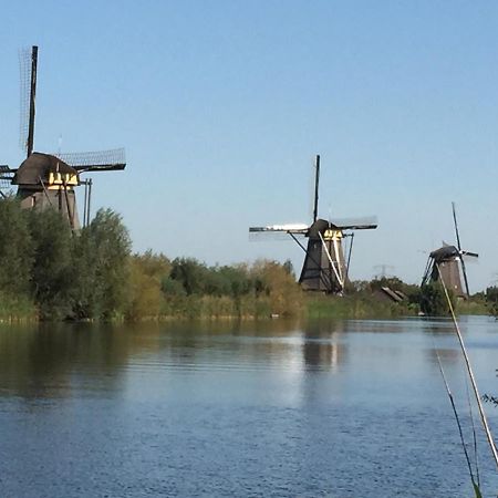 Het Boenhok Logies Bed and Breakfast Lekkerkerk Exteriör bild