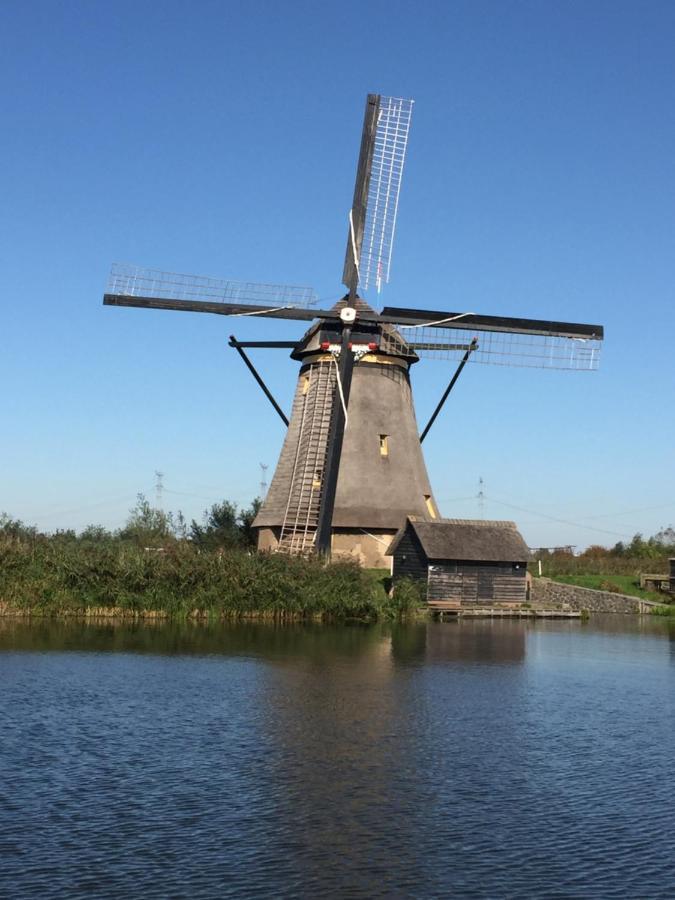 Het Boenhok Logies Bed and Breakfast Lekkerkerk Exteriör bild