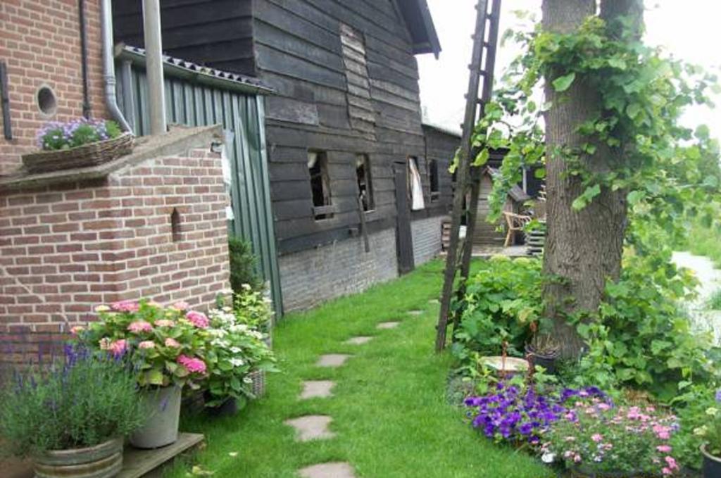 Het Boenhok Logies Bed and Breakfast Lekkerkerk Exteriör bild